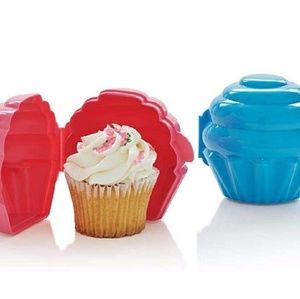 Tupperware Cupcake / Muffin Keepers (2) NEW